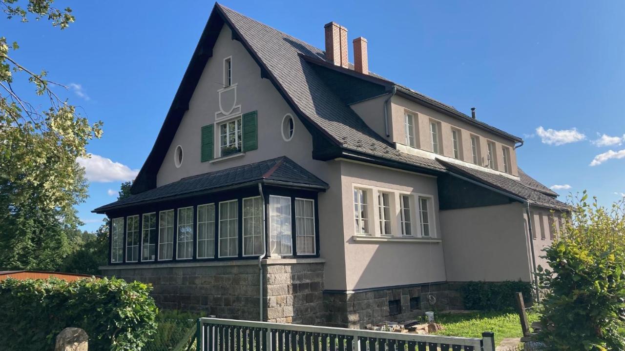 Apartmány Česká Škola Lipova  Exterior foto